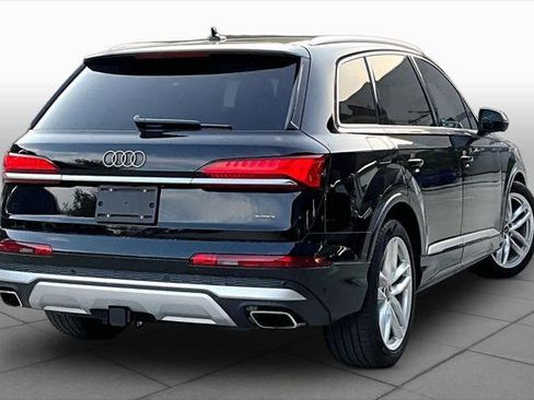 Certified 2025 Audi Q7 3.0T Premium Plus AWD/4WD image 12