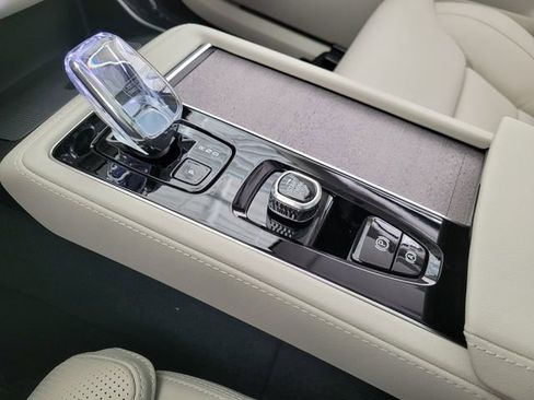 New 2026 Volvo XC90 B6 Ultra w/ Lounge Package AWD/4WD image 24