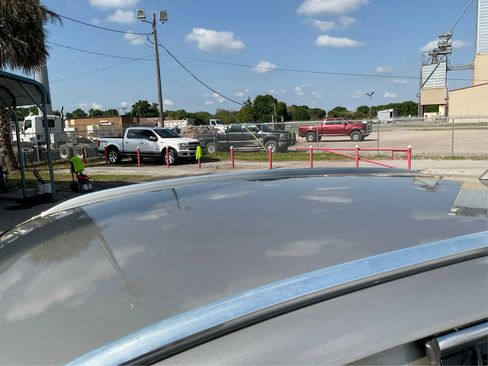 Used 2015 Lincoln MKC FWD w/ Equipment Group 101A Select image 11