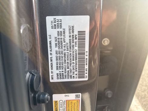Used 2021 Honda Pilot EX image 9