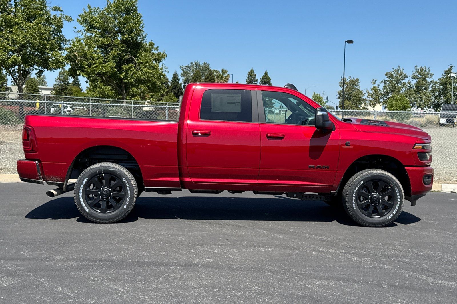 New 2026 RAM 2500 Laramie w/ Night Edition AWD/4WD image 2