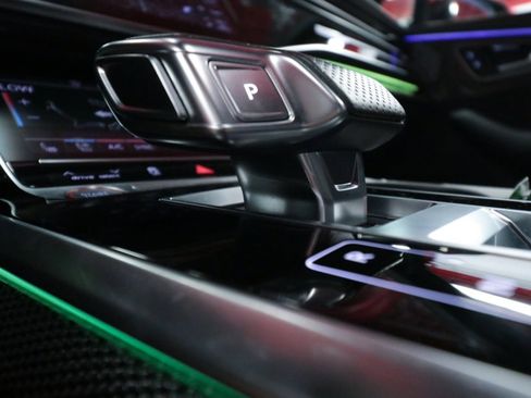 Used 2020 Audi SQ7 Prestige w/ Prestige Package image 21