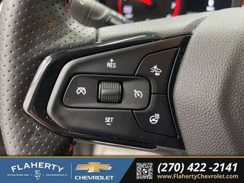Used 2024 Chevrolet Trax RS image 23