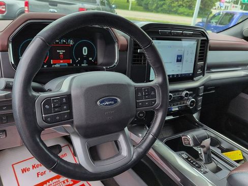 Used 2022 Ford F150 Lariat w/ Equipment Group 502A High AWD/4WD image 9