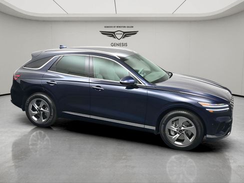 Used 2026 Genesis GV70 2.5T Advanced AWD/4WD image 17