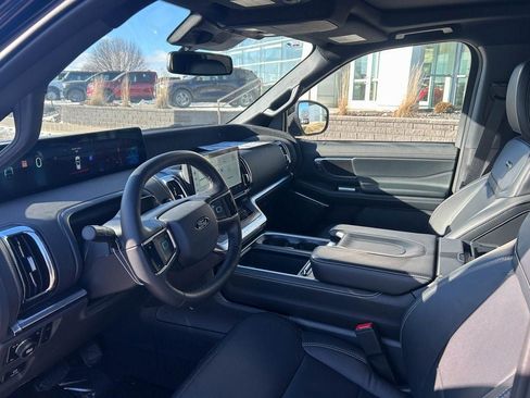 New 2026 Ford Expedition Platinum w/ Stealth Appearance Package image 8