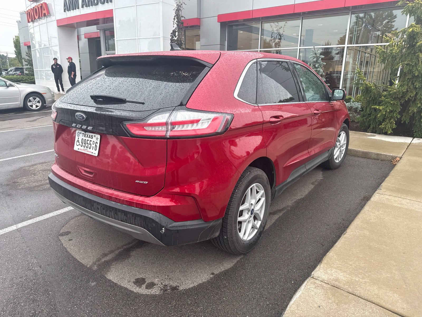 Used 2021 Ford Edge SEL w/ Convenience Package AWD/4WD image 5