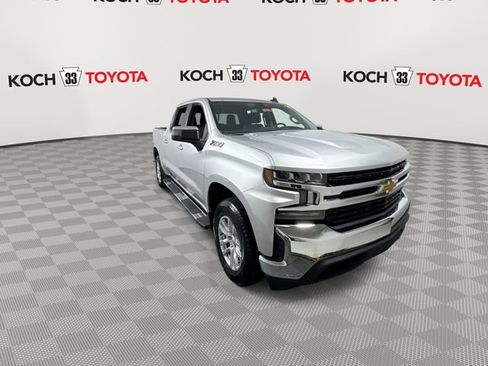 Used 2020 Chevrolet Silverado 1500 LT w/ All-Star Edition image 30