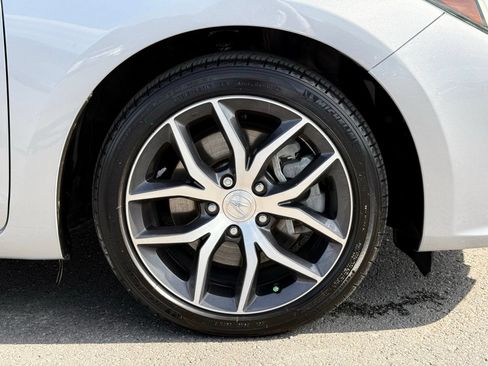 Used 2019 Acura ILX FWD image 14