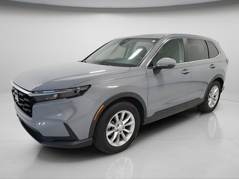Used 2024 Honda CR-V EX image 3