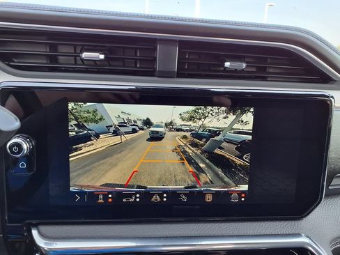 Used 2022 Mercedes-Benz Sprinter 2500 image 28