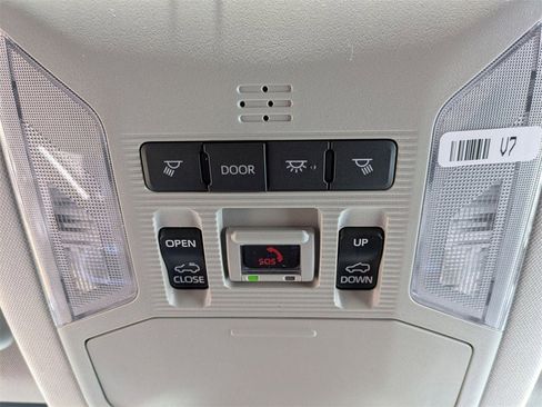 New 2025 Toyota RAV4 Limited image 15