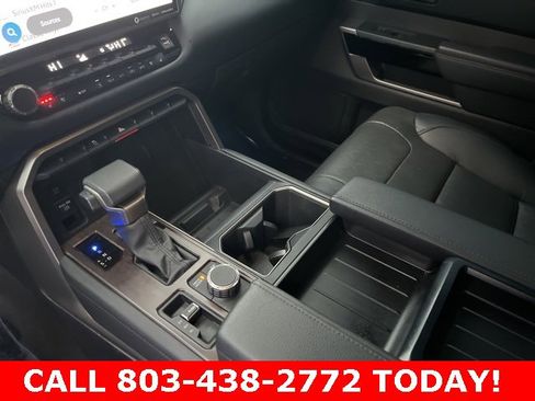 Used 2024 Toyota Tundra Limited image 27