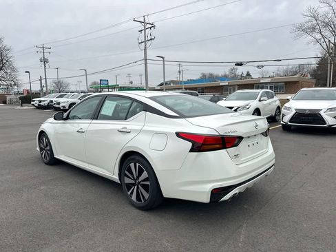 Used 2019 Nissan Altima 2.5 SV image 11