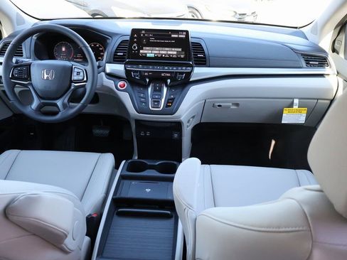 New 2026 Honda Odyssey EX-L image 13