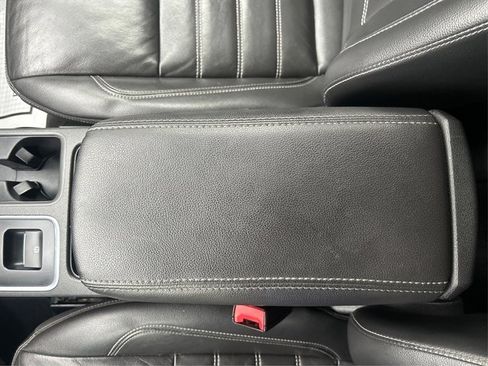 Used 2018 Ford Escape SEL w/ Ford Safe & Smart Package AWD/4WD image 23
