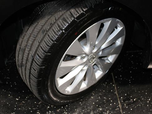 Used 2013 Honda Accord EX-L image 37