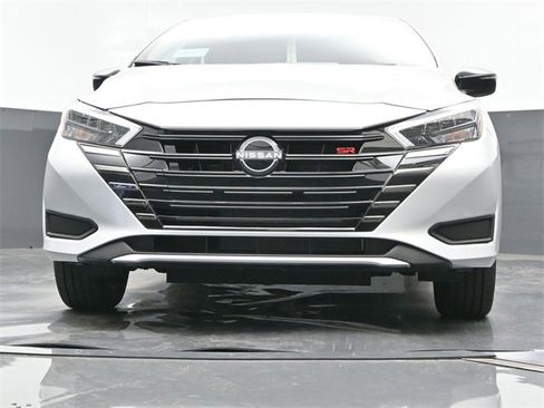 New 2025 Nissan Versa SR w/ Trunk Package image 20