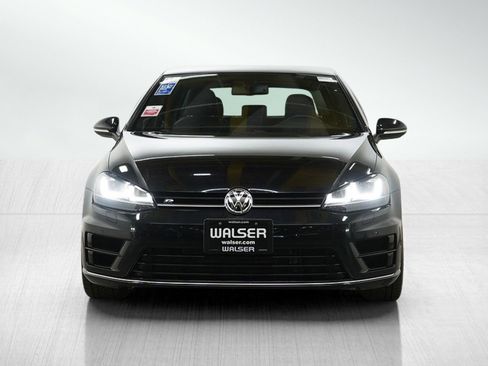 Used 2015 Volkswagen Golf R 4-Door image 8
