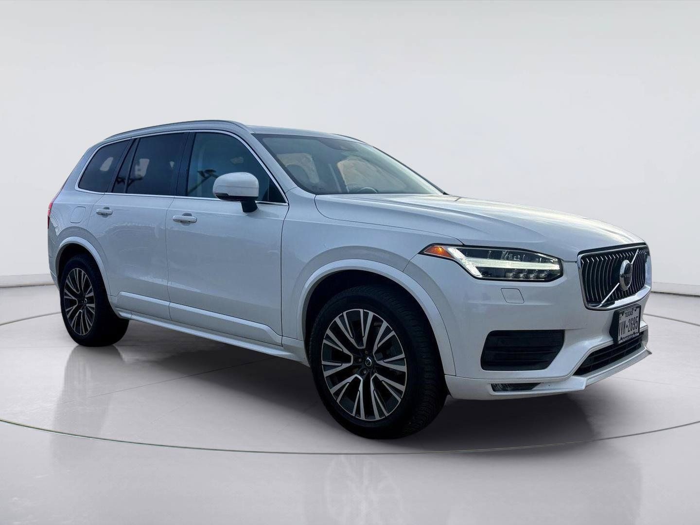 Used 2021 Volvo XC90 T6 Momentum w/ Advanced Package AWD/4WD image 1