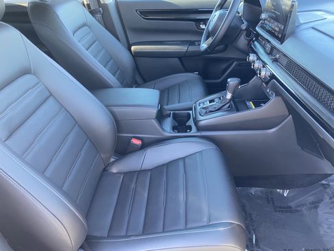 Certified 2025 Honda CR-V EX-L image 9
