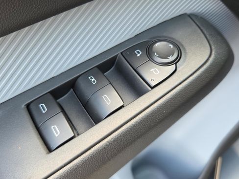 New 2027 Chevrolet Bolt RS w/ LPO, All-Weather Package FWD image 27