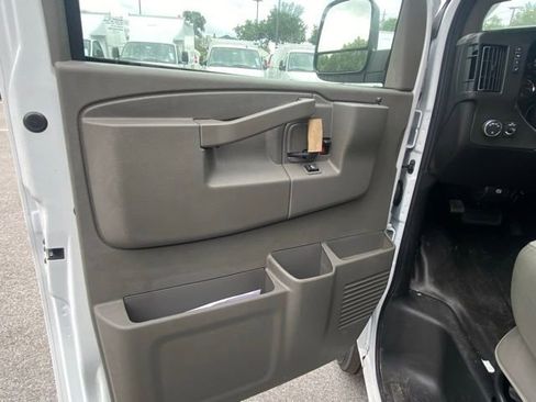New 2025 Chevrolet Express 3500 w/ Power Convenience Package image 16