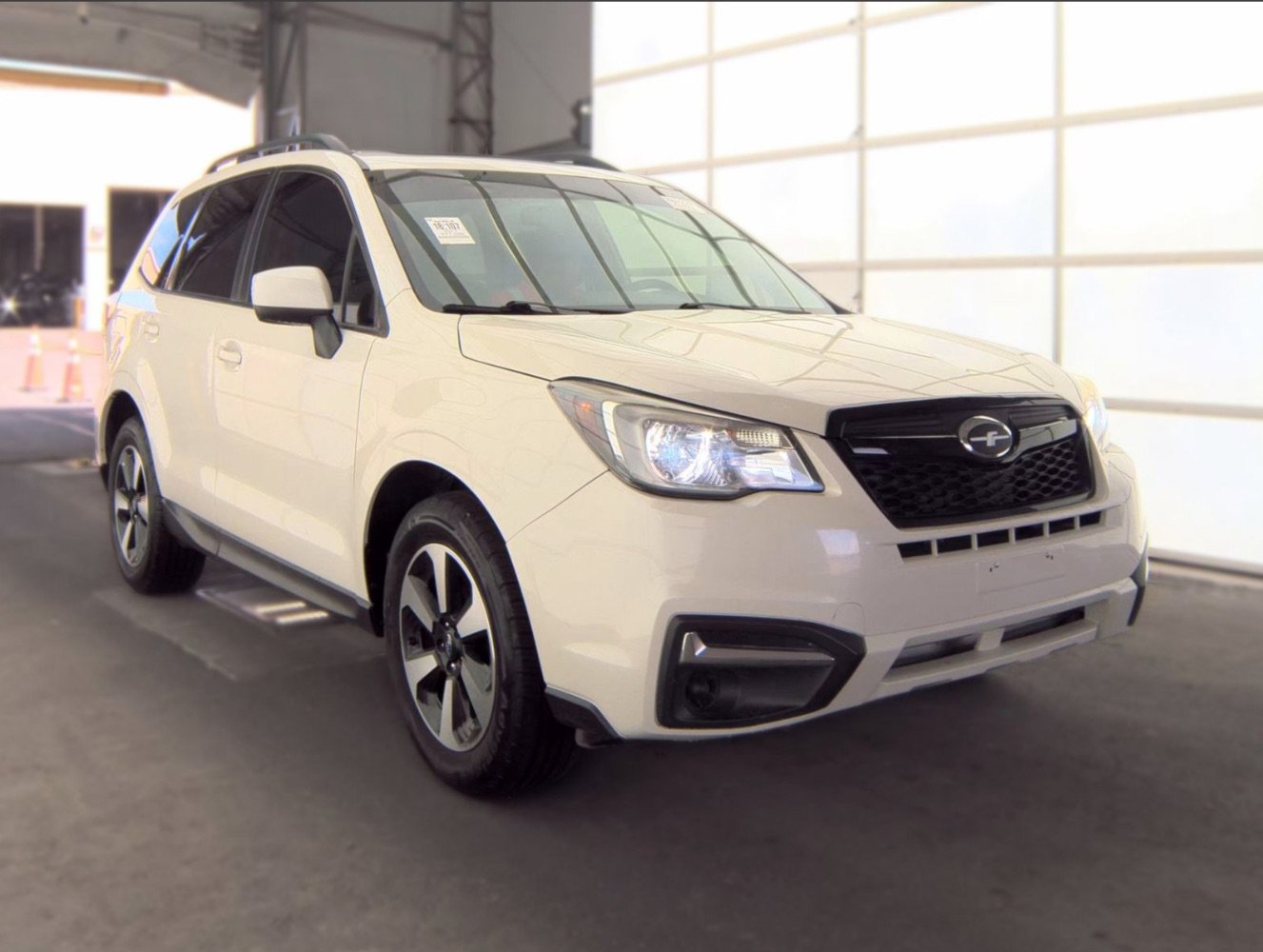 Used 2017 Subaru Forester 2.5i Premium w/ All-Weather Package AWD/4WD image 3