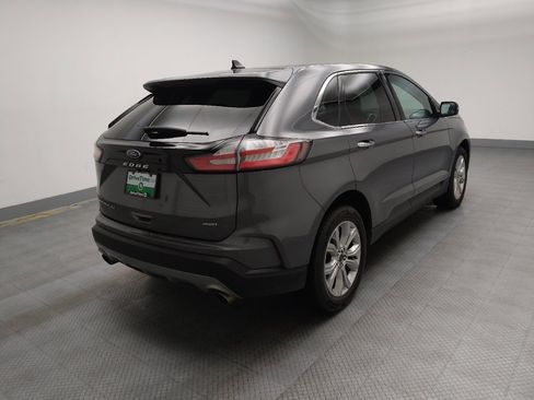 Used 2024 Ford Edge Titanium image 9