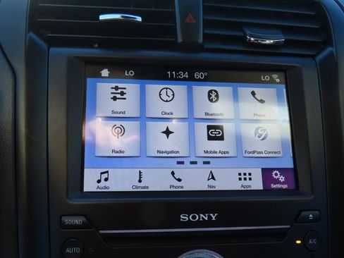 Used 2019 Ford Fusion Titanium image 30