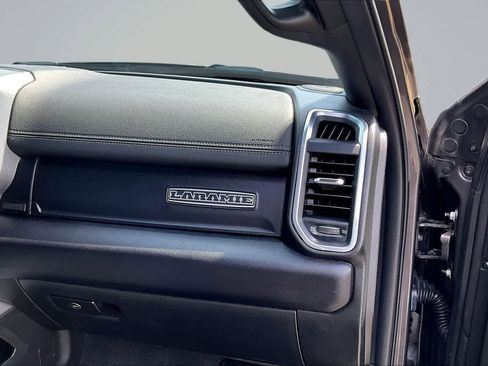 Used 2025 RAM 2500 Laramie AWD/4WD image 24