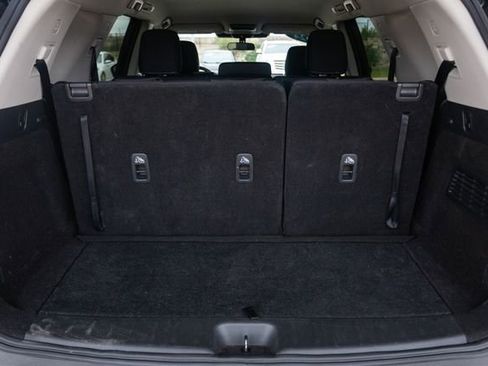 Used 2024 Nissan Pathfinder SV image 32