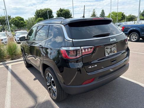 Used 2022 Jeep Compass Limited AWD/4WD image 6
