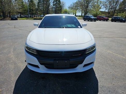 Used 2018 Dodge Charger GT image 17