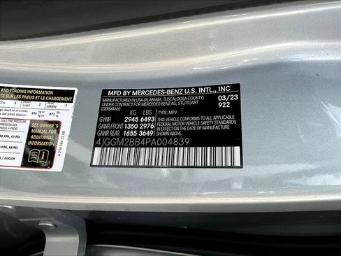 Used 2023 Mercedes-Benz EQE 350+ SUV w/ Exclusive Trim Package image 21