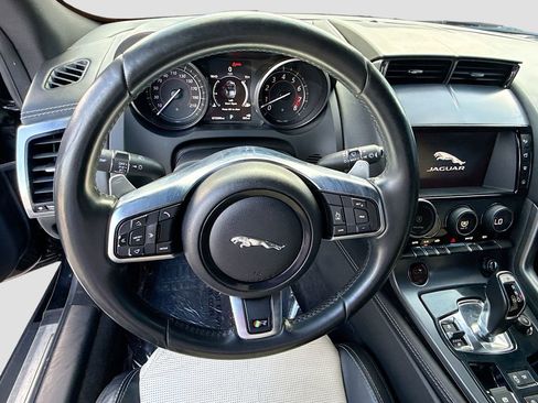 Used 2018 Jaguar F-TYPE R w/ Suedecloth Interior Package AWD/4WD image 33