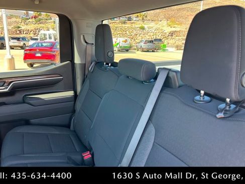 Used 2024 Chevrolet Silverado 1500 LT w/ Z71 Off-Road Package image 20