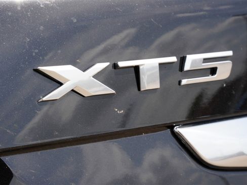 New 2025 Cadillac XT5 Sportv w/ LPO, Red Accent Package image 21