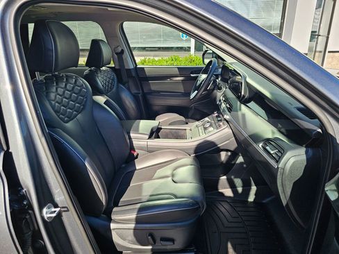 Used 2022 Hyundai Palisade Limited AWD/4WD image 11