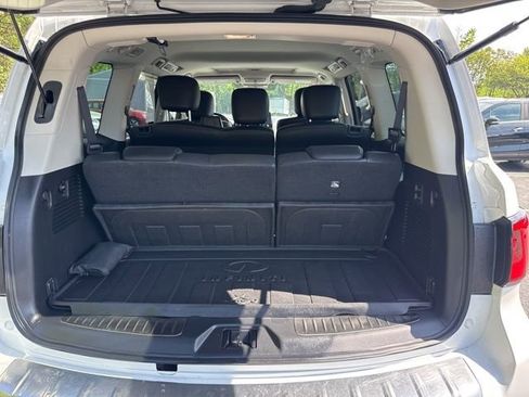 Used 2023 INFINITI QX80 Premium Select w/ All-Season Package image 13