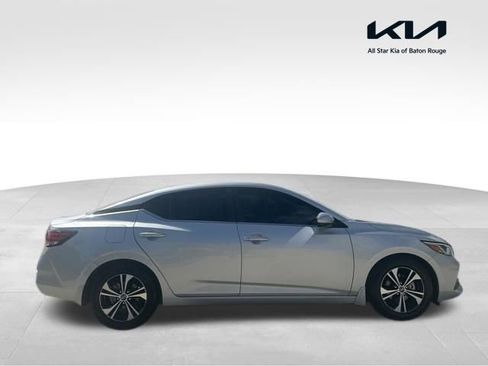 Used 2022 Nissan Sentra SV FWD image 1