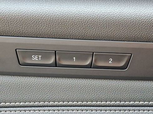 Used 2022 BMW 530e xDrive w/ Premium Package AWD/4WD image 29