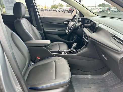 Used 2025 Buick Encore GX Sport Touring w/ Advanced Technology Package AWD/4WD image 36