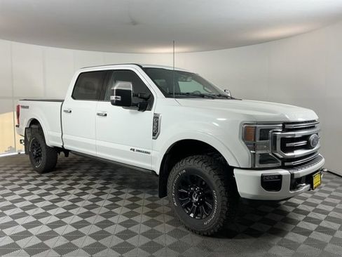 Certified 2022 Ford F350 Platinum w/ Tremor Off-Road Package AWD/4WD image 3