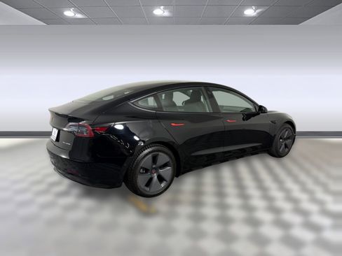 Used 2021 Tesla Model 3 Long Range image 9