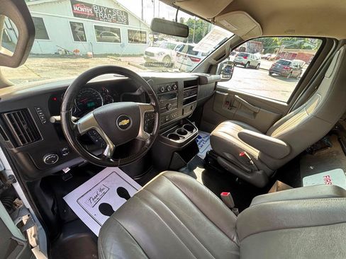 Used 2019 Chevrolet Express 2500 w/ Driver Convenience Package RWD image 13