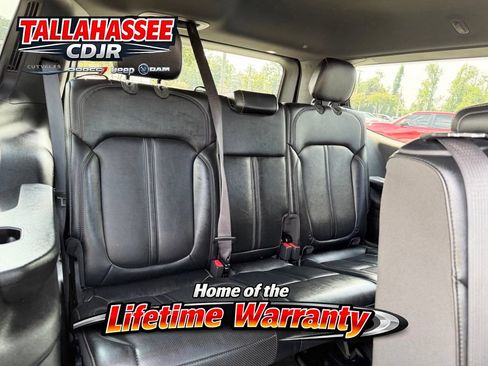 Used 2024 Jeep Wagoneer Series II w/ Flexible Seating Group RWD image 25