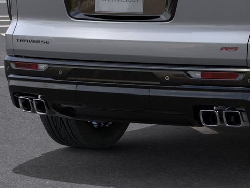 New 2026 Chevrolet Traverse RS w/ LPO, Floor Liner Package FWD image 14