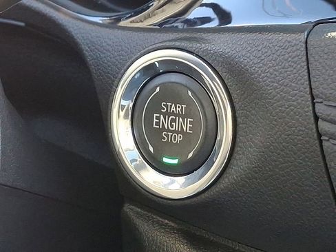 Used 2022 Buick Encore GX Essence w/ Experience Buick Package image 29