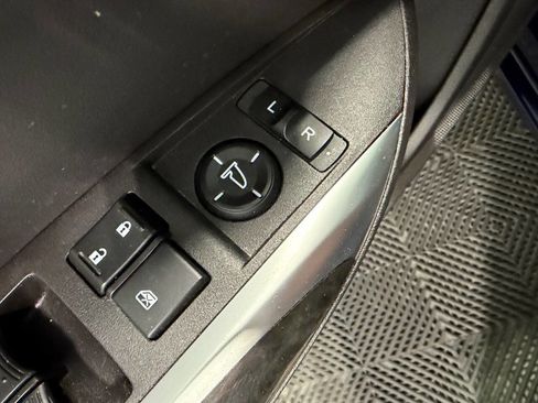 Used 2018 Acura TLX V6 SH-AWD image 21